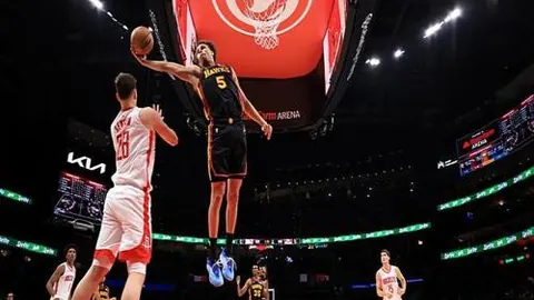 皇马队4-2击败塞维利亚，登顶西甲积分榜次席